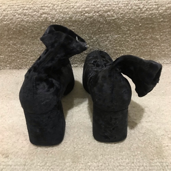 COPY - Velvet ankle boots - Picture 4 of 4